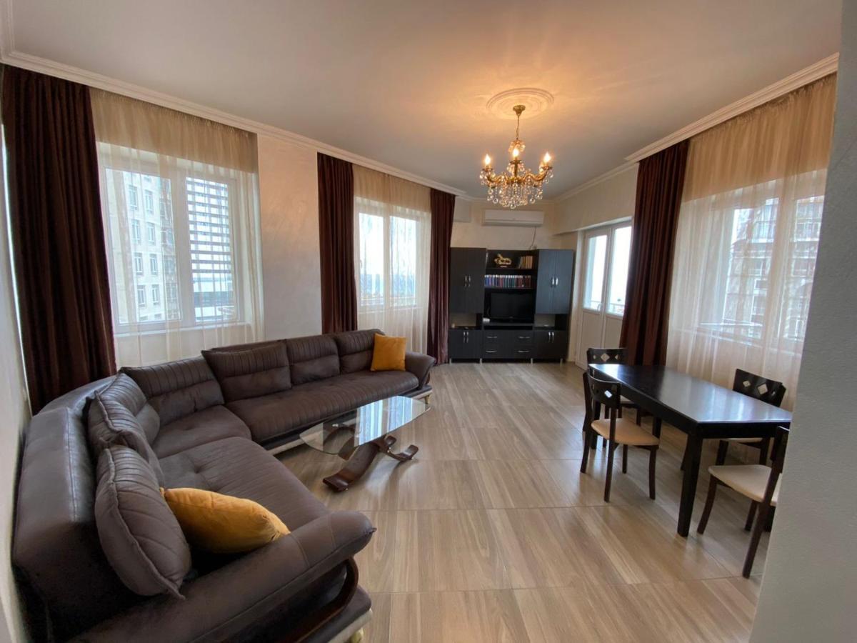 Gorgiladze Black Sea Apartment Batumi Luaran gambar