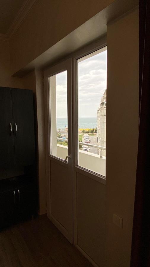Gorgiladze Black Sea Apartment Batumi Luaran gambar