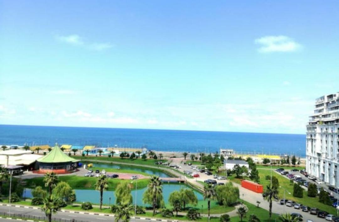 Gorgiladze Black Sea Apartment Batumi Luaran gambar